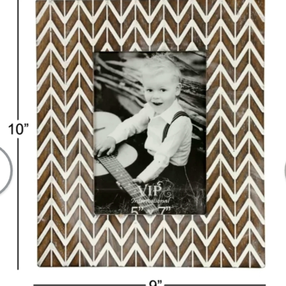 2 Nicoletti Chevron Carved Wood Picture Frames